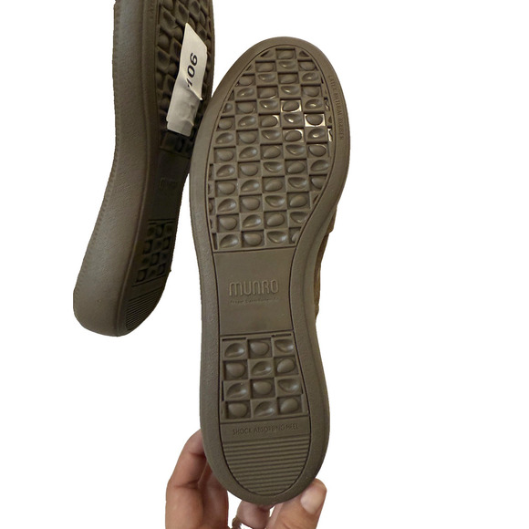 Munro Boots Womens Size 9.5N Brown Suede Ruched Ankle Booties Assembled USA NWT - Picture 3 of 7